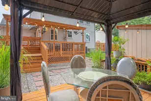 8 Red Bud Ct, Essex, MD 21221 - Photo 14