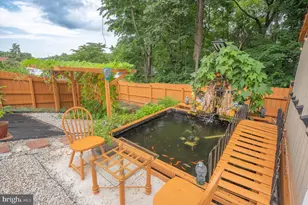 8 Red Bud Ct, Essex, MD 21221 - Photo 22