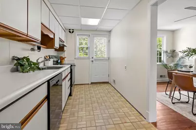 1644 Thetford Road, Towson, MD 21286 - Photo 16