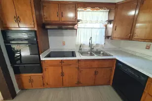 8220 Analee Ave, Baltimore, MD 21237 - Photo 14