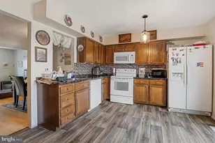 107 Highshire Ct, Baltimore, MD 21222 - Photo 16