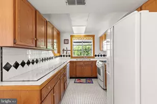 84 Kingston Park Ln, Middle River, MD 21220 - Photo 14