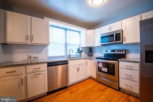 9355 Pan Ridge Rd, Parkville, MD 21234 - Photo 6