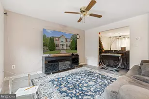 9415 Ridgely Ave, Parkville, MD 21234 - Photo 4