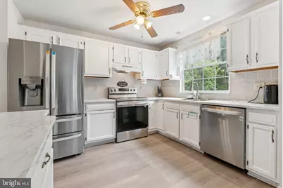 9415 Ridgely Avenue, Parkville, MD 21234 - Photo 6