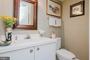 8 Oak Hampton Dr, Lutherville Timonium, MD 21093 - Photo 34