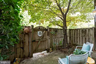 23 Penny Ln, Baltimore, MD 21209 - Photo 20