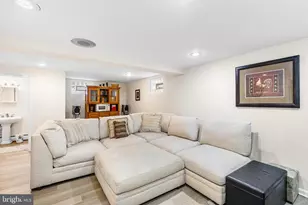 3821 Brownhill Rd, Randallstown, MD 21133 - Photo 22