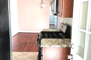 908 Vanderwood Rd, Catonsville, MD 21228 - Photo 12