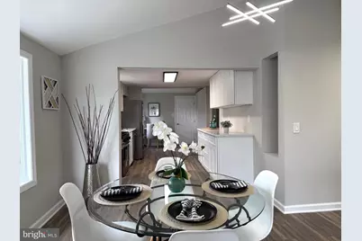 7 Centre Avenue, Baltimore, MD 21222 - Photo 8