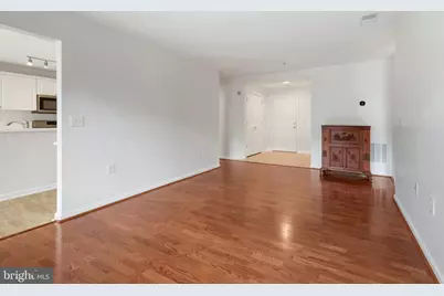 12240 Roundwood Road #301, Lutherville Timonium, MD 21093 - Photo 6