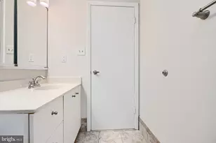 8223 Ruxton Crossing Ct, Towson, MD 21204 - Photo 36