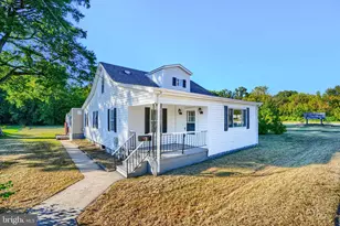 212 N Marlyn Ave, Essex, MD 21221 - Photo 1