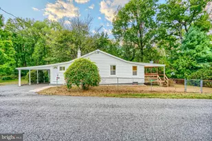 2 Sidewell Ct, Baltimore, MD 21221 - Photo 2