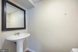 13 Sylvanhurst Ct, Baltimore, MD 21236 - Photo 32