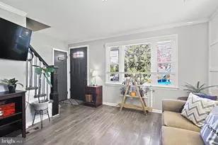 323 Oberle Ave, Essex, MD 21221 - Photo 4