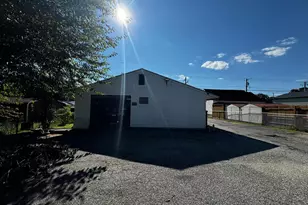 15 S Marlyn Ave, Essex, MD 21221 - Photo 4