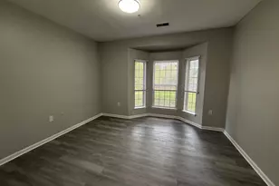 4400 Silverbrook Ln, Owings Mills, MD 21117 - Photo 6