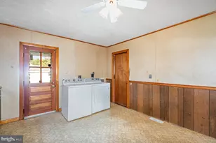 1940 Robinwood Rd, Baltimore, MD 21222 - Photo 8