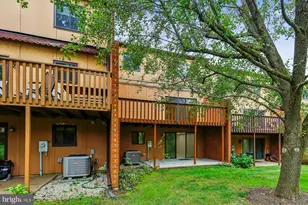 15 Lacosta Ct, Baltimore, MD 21204 - Photo 6