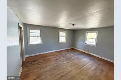 4407 Ridge Drive, Baltimore, MD 21229 - Photo 12