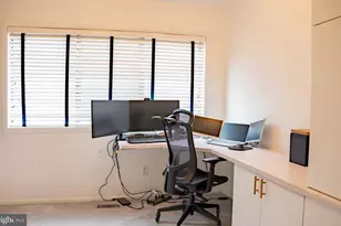 6907 Jones View Dr, Baltimore, MD 21209 - Photo 4