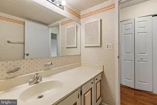 205 E Joppa Rd, Towson, MD 21286 - Photo 22