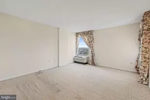 205 E Joppa Rd, Towson, MD 21286 - Photo 14