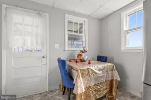 2813 Oak Grove, Lansdowne, MD 21227 - Photo 12