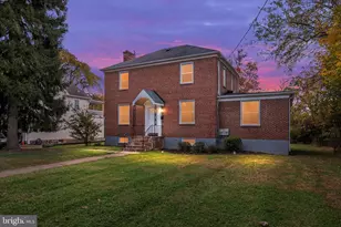 15 Linden Terrace, Baltimore, MD 21208 - Photo 2