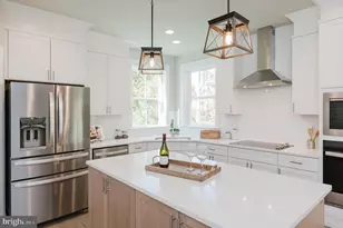 2036 William Ave, Essex, MD 21221 - Photo 12