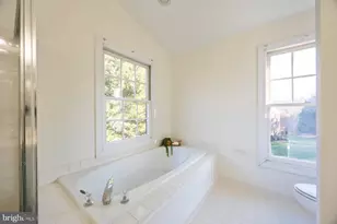 692 Budleigh Cir, Lutherville Timonium, MD 21093 - Photo 18