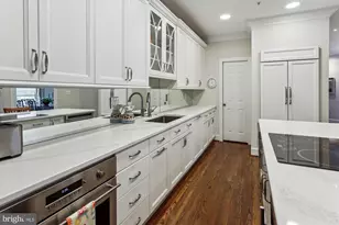 6438 Cloister Gate Dr, Baltimore, MD 21212 - Photo 8