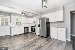 303 Miles Rd, Essex, MD 21221 - Photo 8