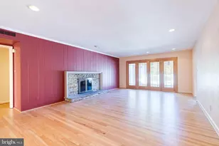 602 Hampton Ln, Baltimore, MD 21286 - Photo 2