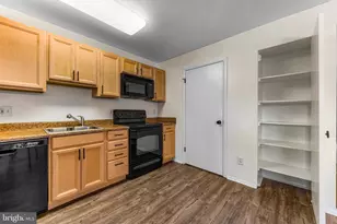 6909 Jones View Dr, Baltimore, MD 21209 - Photo 8