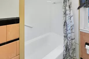 7309 Bridgewood Dr, Baltimore, MD 21224 - Photo 14