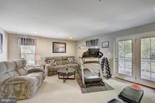 8102 Secluded Cove, Baltimore, MD 21222 - Photo 16