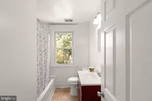 240 Burke Ave, Towson, MD 21286 - Photo 18