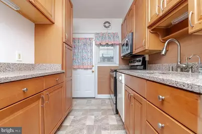 204 Kingston, Middle River, MD 21220 - Photo 6