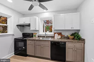 512 Holden Rd, Towson, MD 21286 - Photo 12