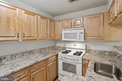 6832 Hayley Ridge #D, Baltimore, MD 21209 - Photo 6