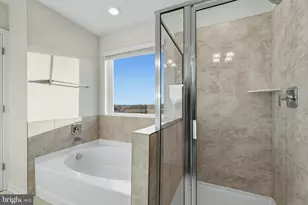 8 Comes Rdg Ct, Rosedale, MD 21237 - Photo 30