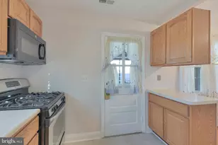 5533 Hutton Ave, Baltimore, MD 21207 - Photo 4