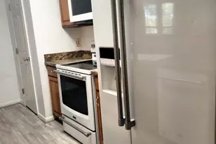 13 Locust Path Ct, Baltimore, MD 21236 - Photo 8