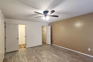 13 Locust Path Ct, Baltimore, MD 21236 - Photo 20