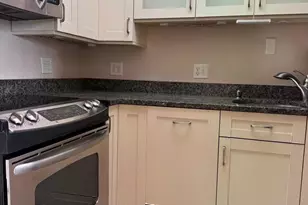 11 Slade Ave, Baltimore, MD 21208 - Photo 16