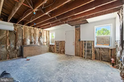 4 W Overlea Avenue, Baltimore, MD 21206 - Photo 8