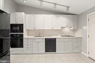 7449 Prince George Rd, Pikesville, MD 21208 - Photo 14