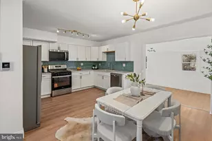 908 Scotts Hill Dr, Baltimore, MD 21208 - Photo 10